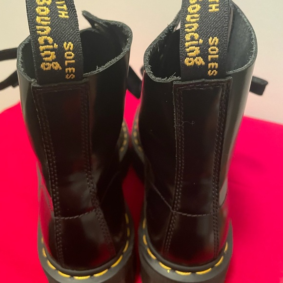 Doc Martens Air Wair Black Boots - Picture 4 of 5